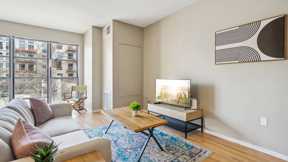 Mill District Apartment | CozySuites Mill District with pool, gym #03