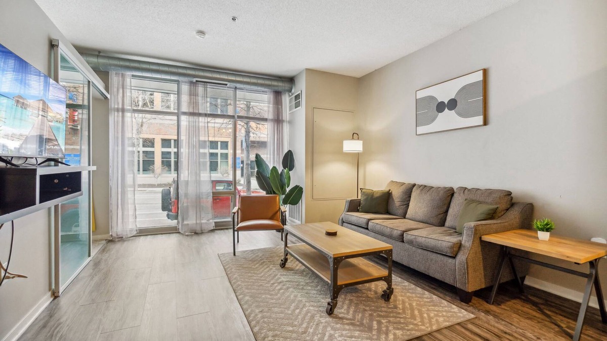 Mill District Apartment | CozySuites Mill District with pool, gym #02