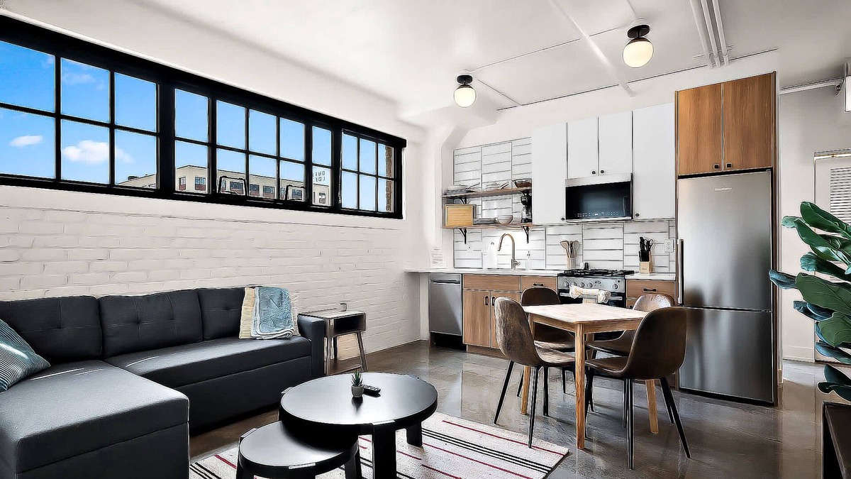 Warehouse District Apartment | CozySuites NLG - Modern 2BR condo #11