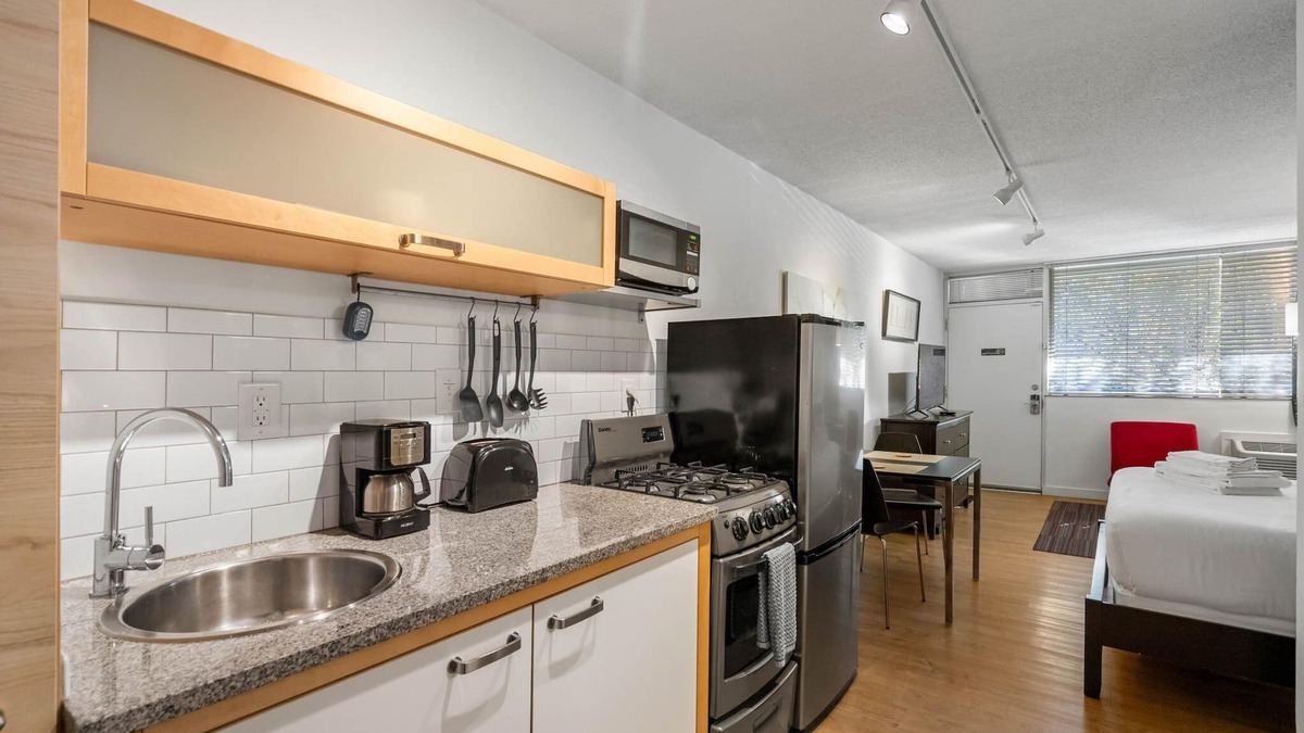 Brookwood Apartment | (CPH) Secluded Studio Safe, Serene, and Serviced