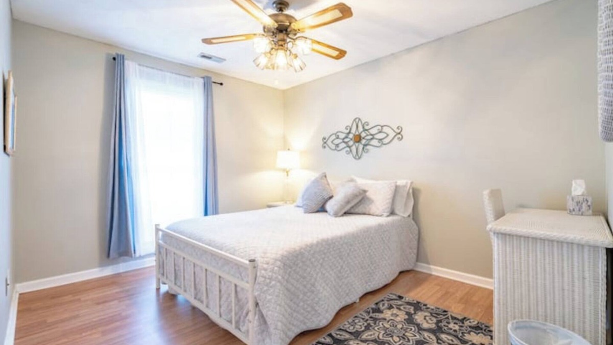 Decatur House | Crandon House with space and comfort