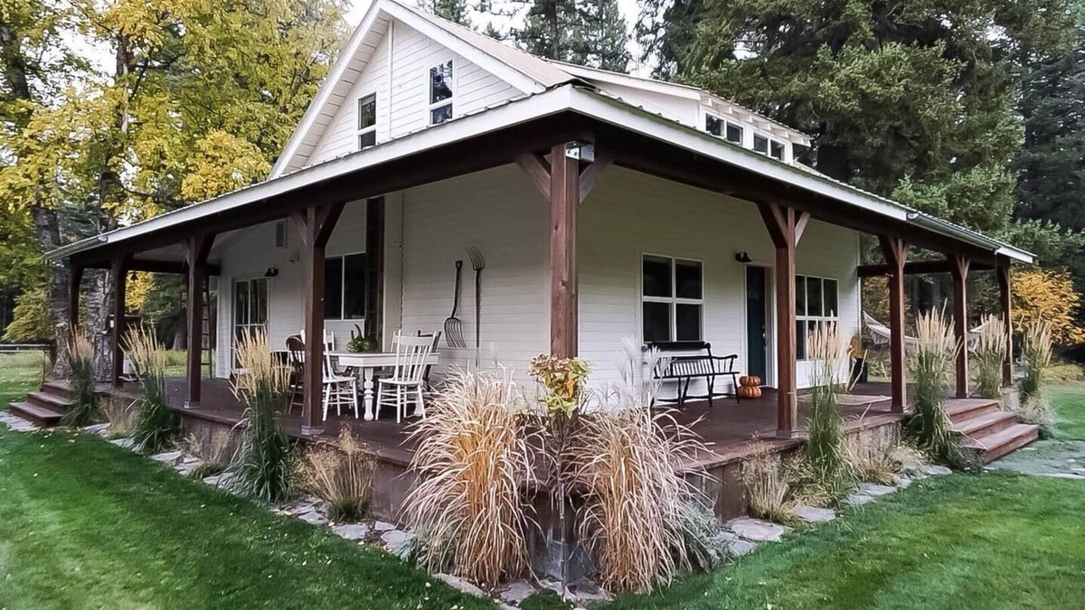 Bigfork Cottage | Crane Mountain Cottage - as seen in Sunset Magazine
