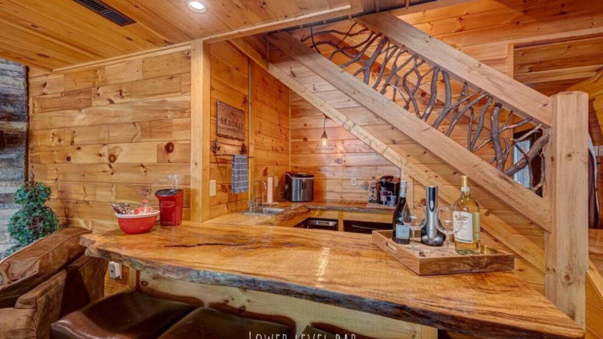Morganton Cabin | Create Memories! Near Blue Ridge Lake*Hot Tub*Game Room*Firepit