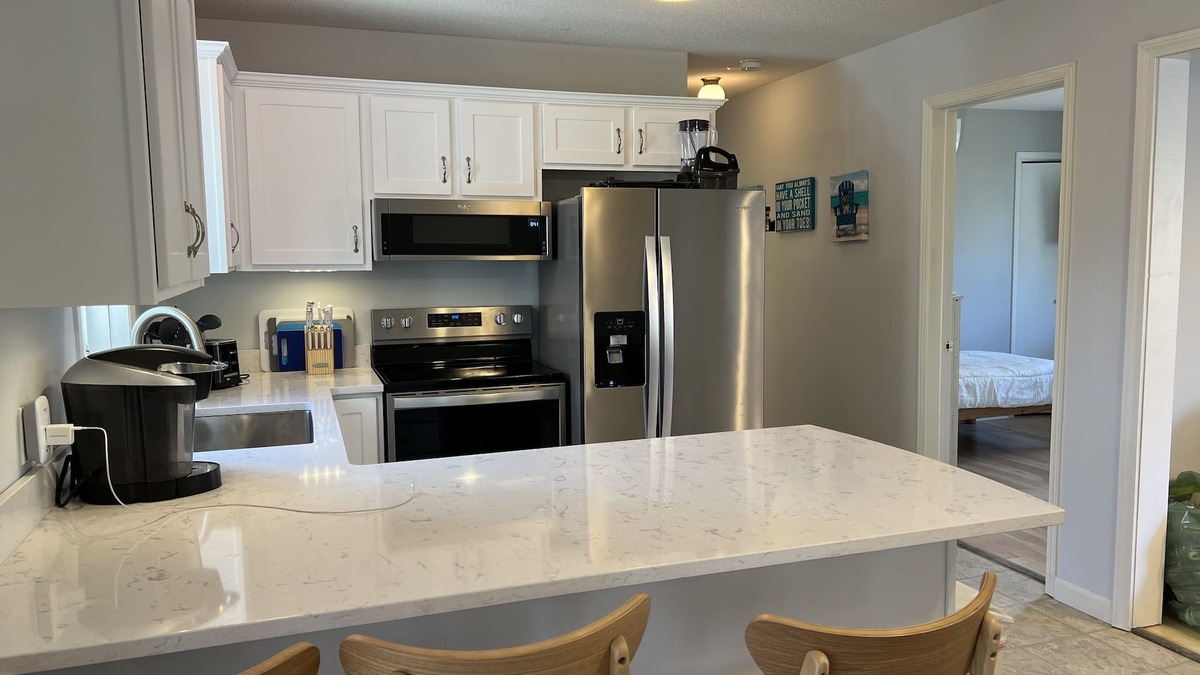 York Beach House | Create Memories only 10 min walk to Long Sands beach.