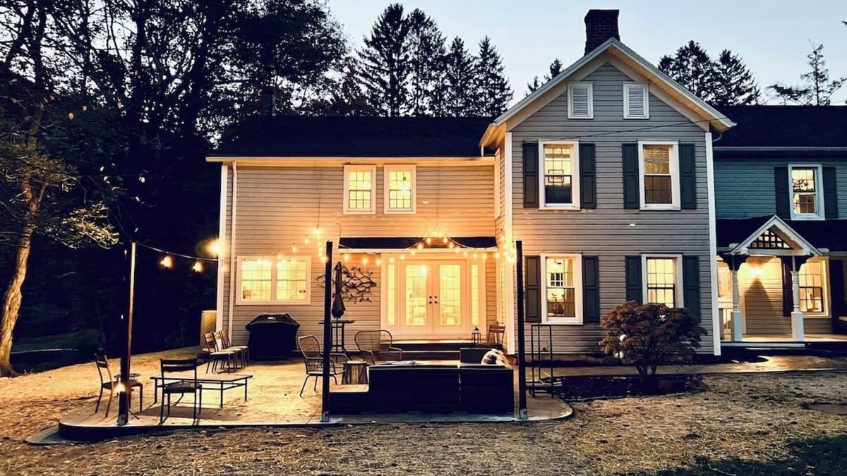 Jersey Shore House | Creek Front/Rail Trail - Pine Creek Manor House