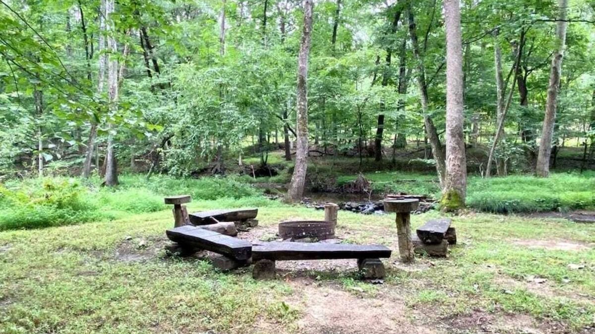 Berkeley Springs Cabin | Creek-side Cabin Summ
