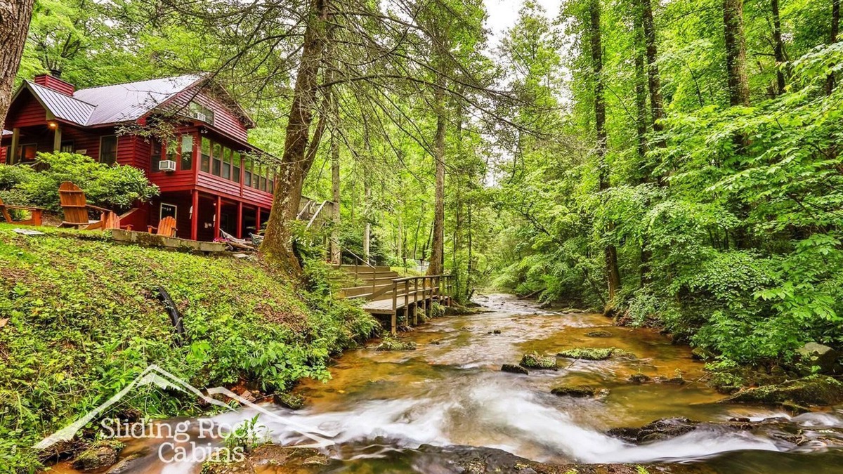 Ellijay Cabin | Creekfront, hot tub, pet friendly, fenced yd, easy access, game room, WIFI
