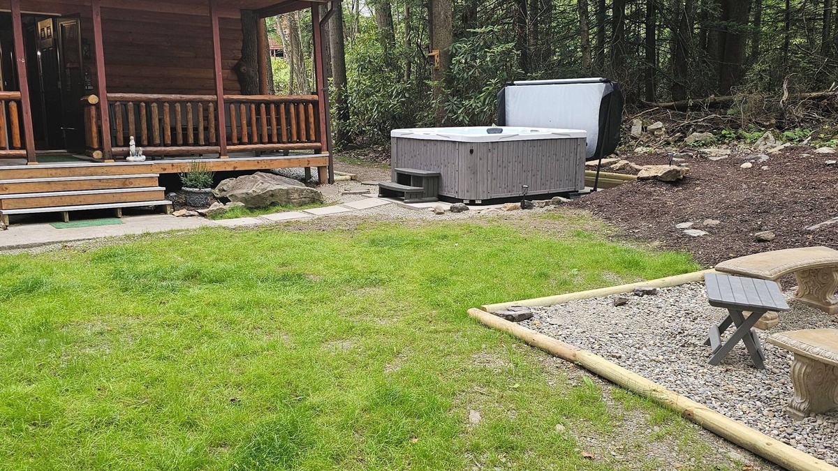 Jefferson Township Cabin | Creekside Cabin @ Kooser State Park in the Laurel Highlands of Pennsylvania