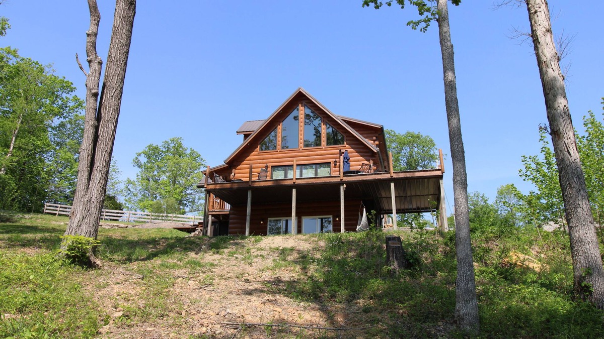 Leitchfield Cabin | Creekside Cabin