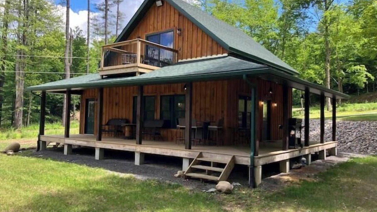 Remsen Cabin | Creekside Cabin with Lake Access , Brand new build !