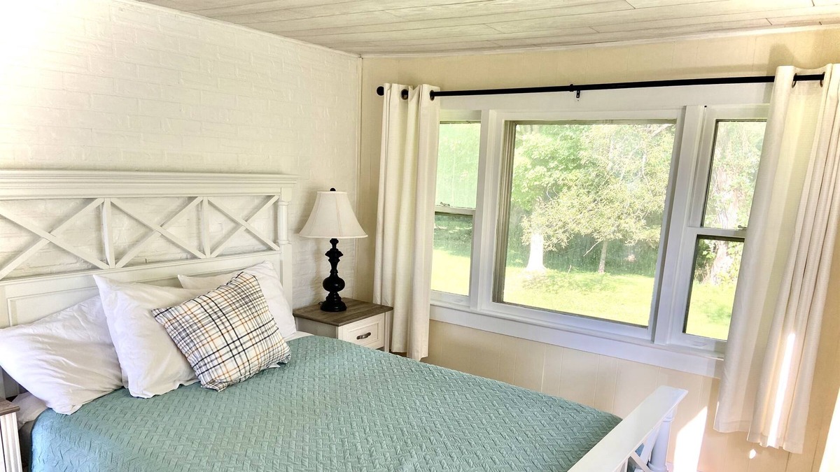 Town of Burns House | Creekside Chalet on Canasarega