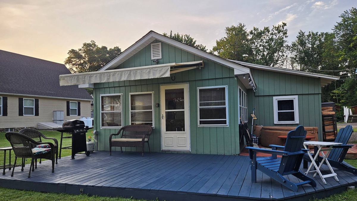 Ashville Cottage | Creekside Cottage w/Lake access, Dock, Hot tub, Canoe/Kayaks