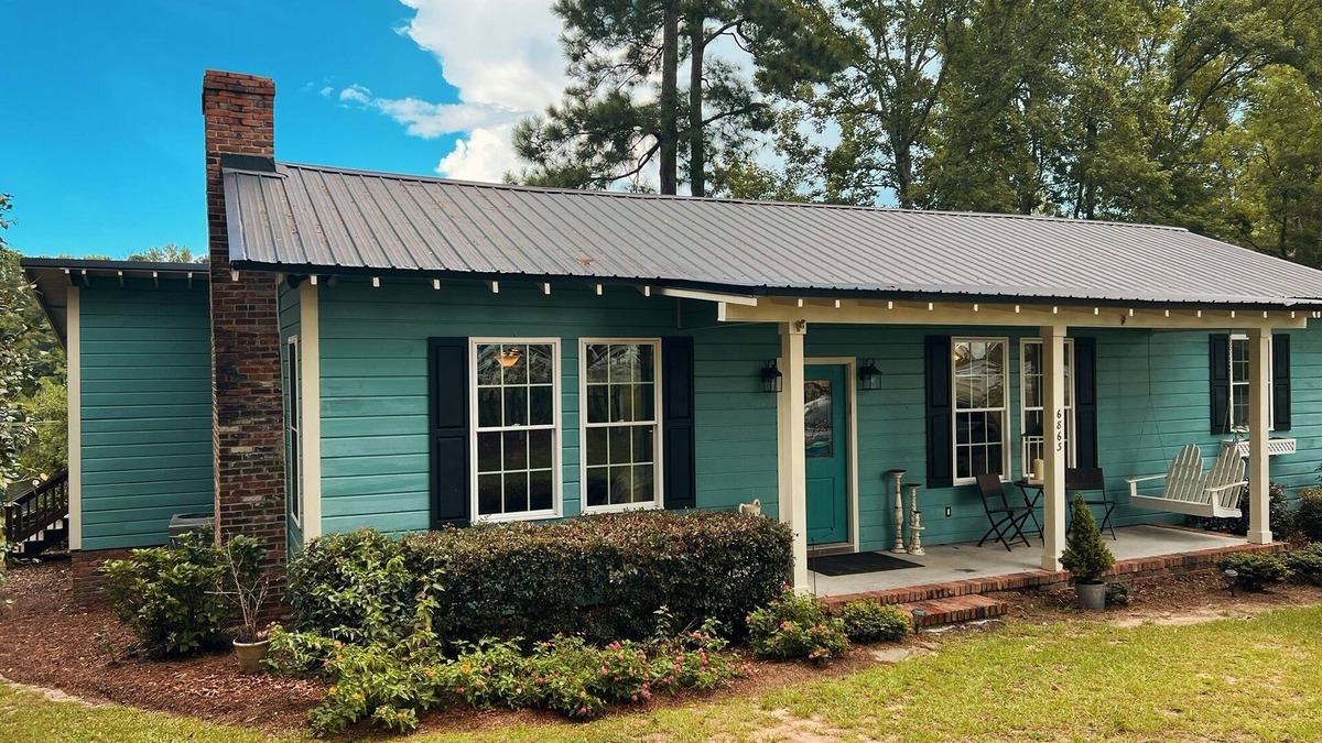 Sardinia Cottage | Creekside Country Cottage- minutes away from I-95