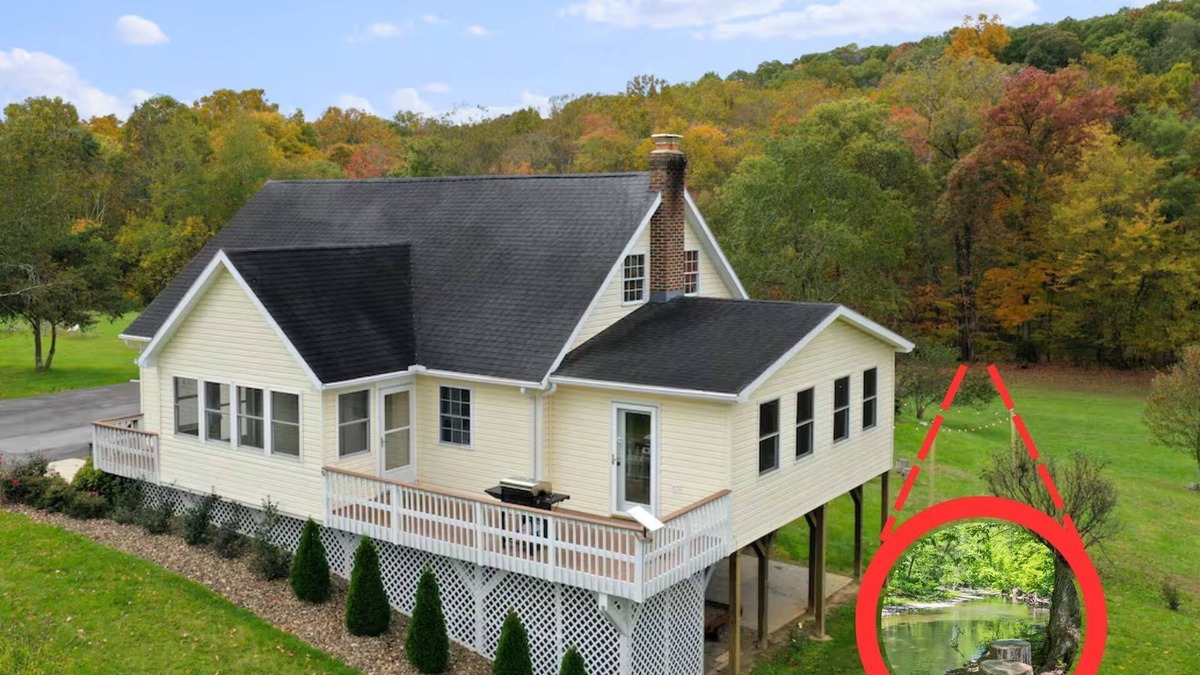 Berkeley Springs House | Creekside Fun | Dog-friendly, Games & Fire Pit
