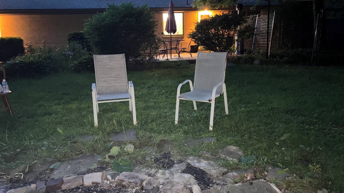 White Oak House | Creekside Inn & Backyard Camp Family friendly house single level sleeps 10