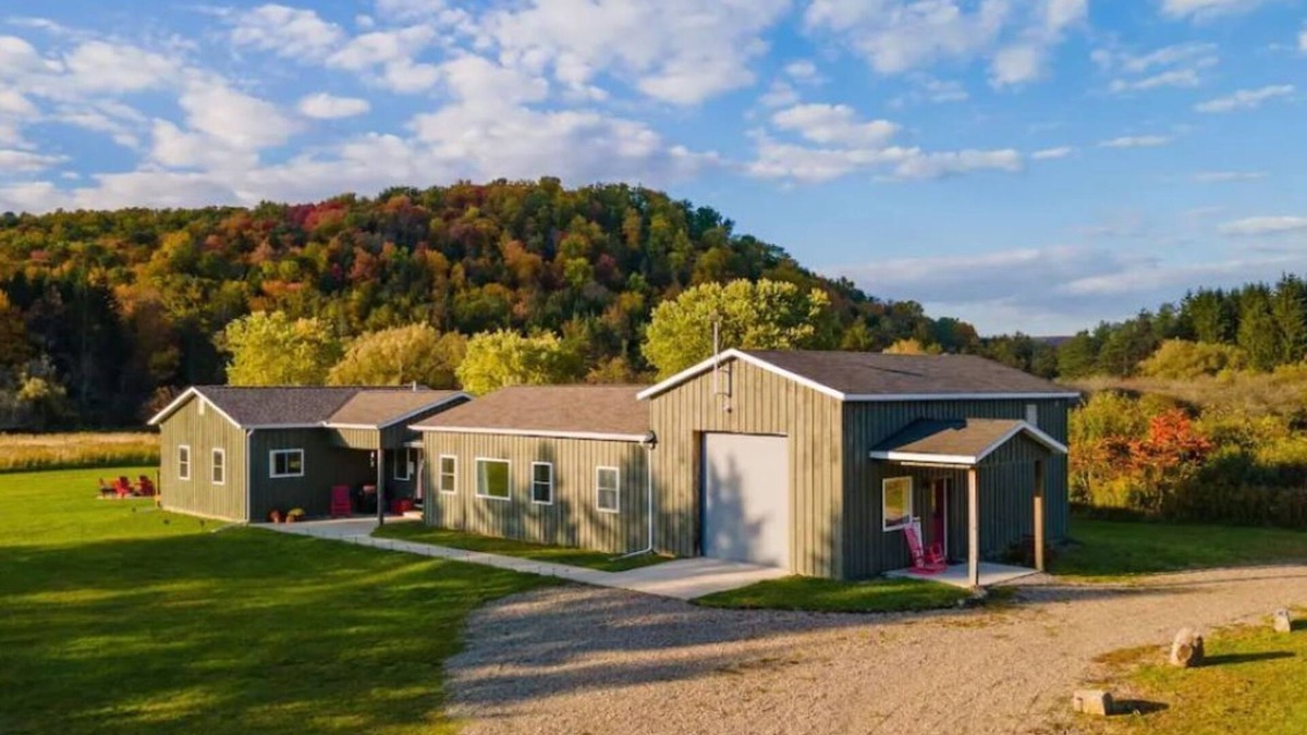 Great Valley Cabin | Creekside Ranch 9 Miles to Ellicottville w/Hot Tub