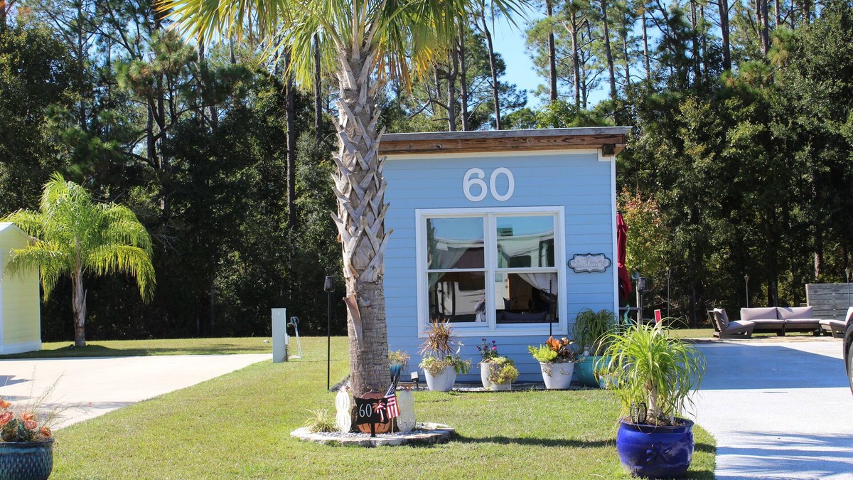 Foley House | Creekside RV Resort Lot for rent in Foley, AL + furnished pavilion.
