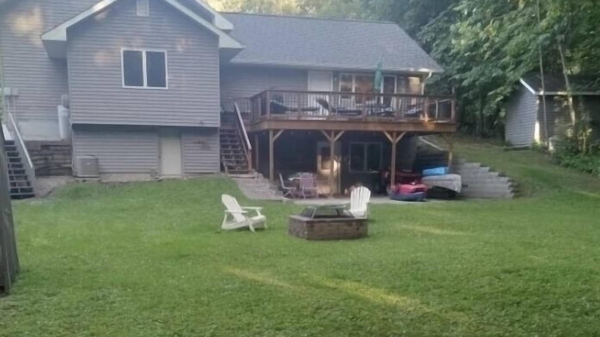Walker House | Creekside Stay in Walker, MN