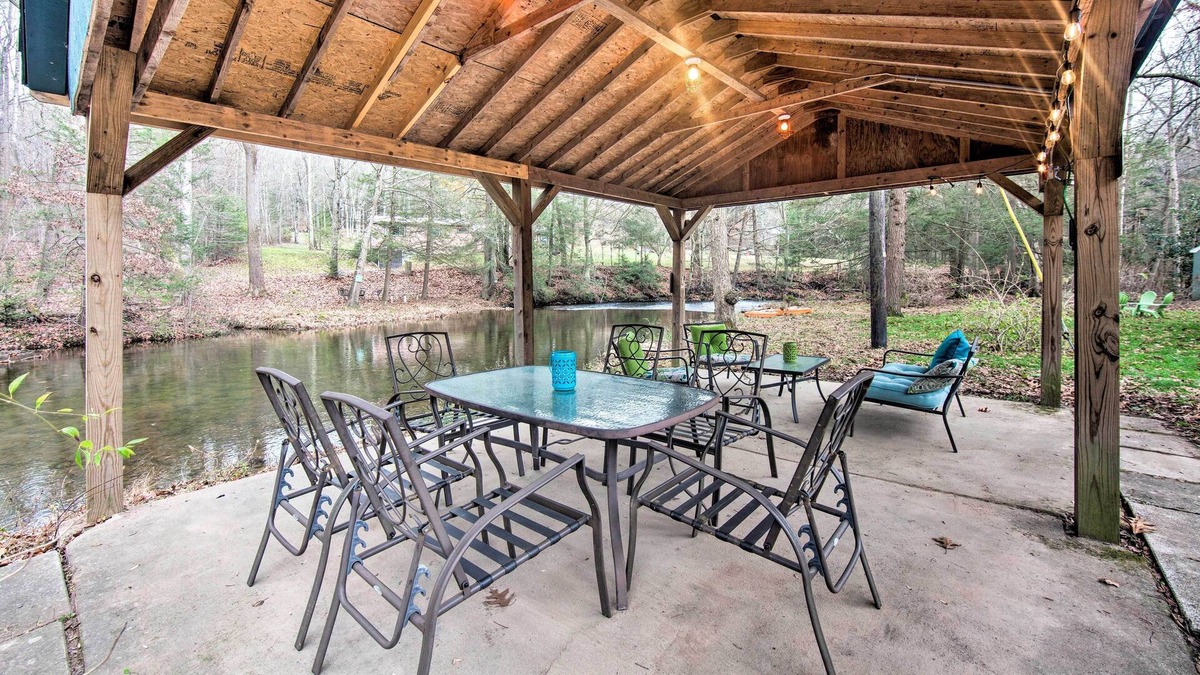 Dauphin Cabin | Creekside Stoney Cabin w/ 180 Ft of River Frontage