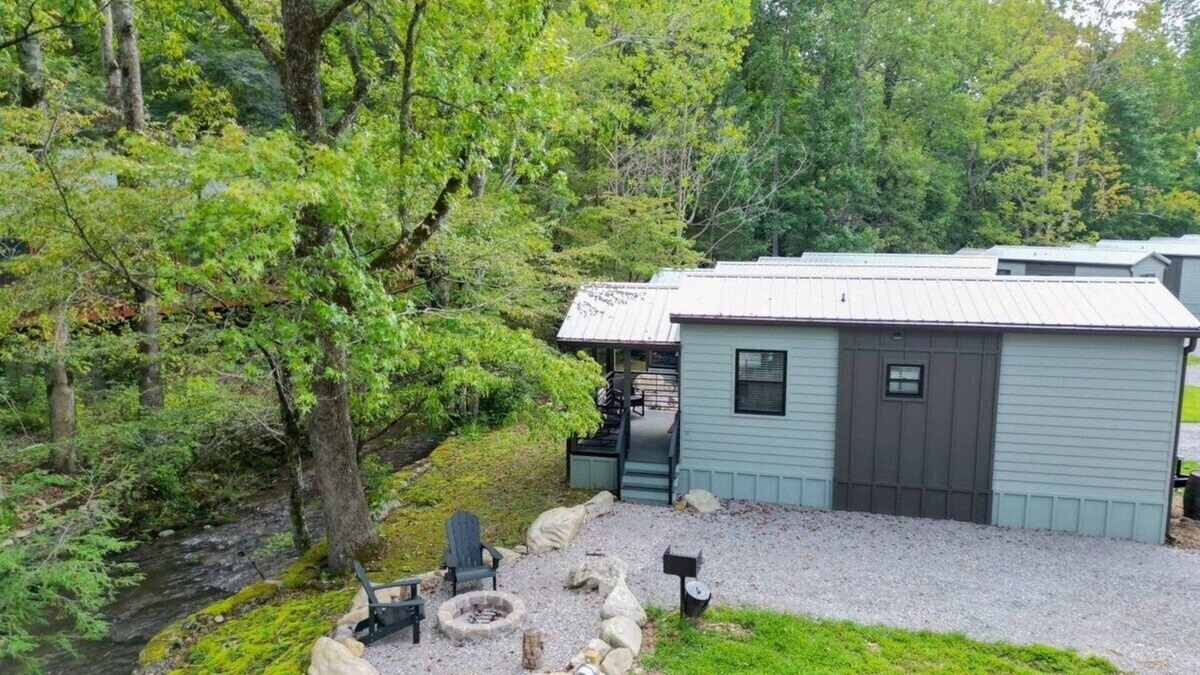 Pittman Center Cabin | Creekside Tiny Home | Trout Cabin
