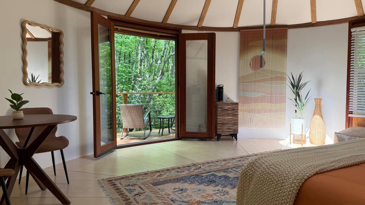 Balsam Grove Cabin | Creekside Yurt - The Dreamer