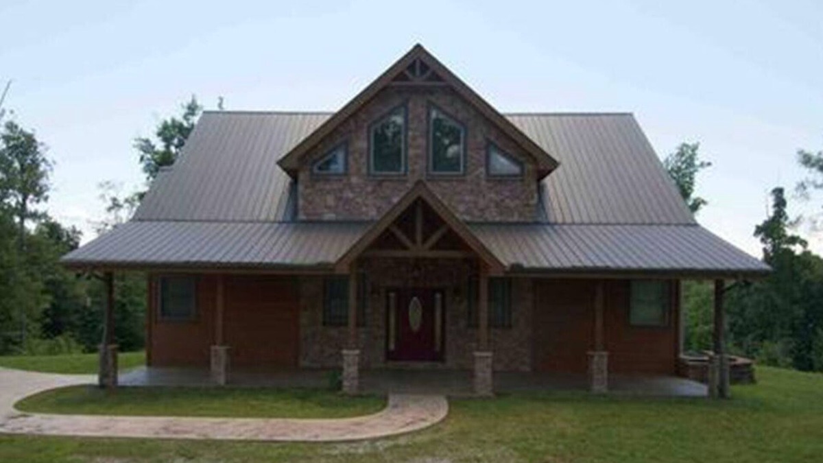 Burkesville House | Creekview Manor - Dale Hollow Lake with amazing views only minutes to docks
