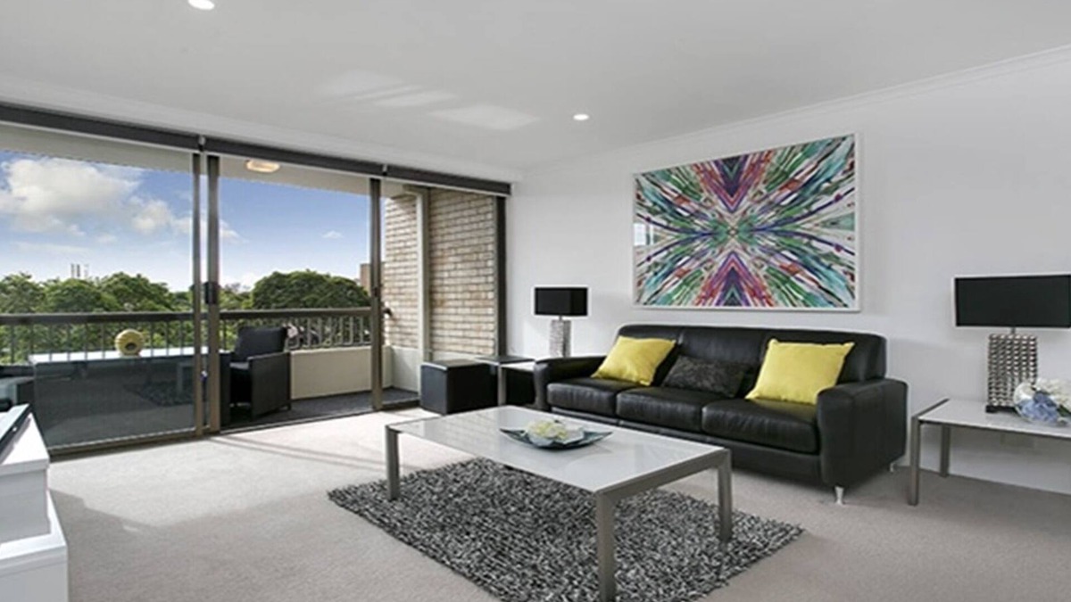 Cremorne Apartment | CREM4 - Newly Renovated Immaculate 1BR Apartment