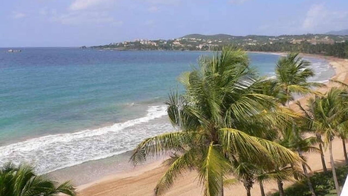 Humacao Condo | Crescent Cove 79 - Newly renovated beach Villa in Palmas del Mar