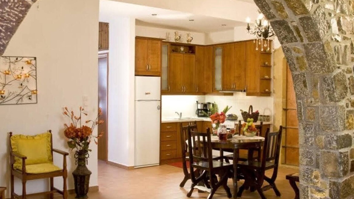 Skotino House | CRETA GUEST HOUSE ARXONTIKO 15 min to golf club and 15 minutes to the beach !