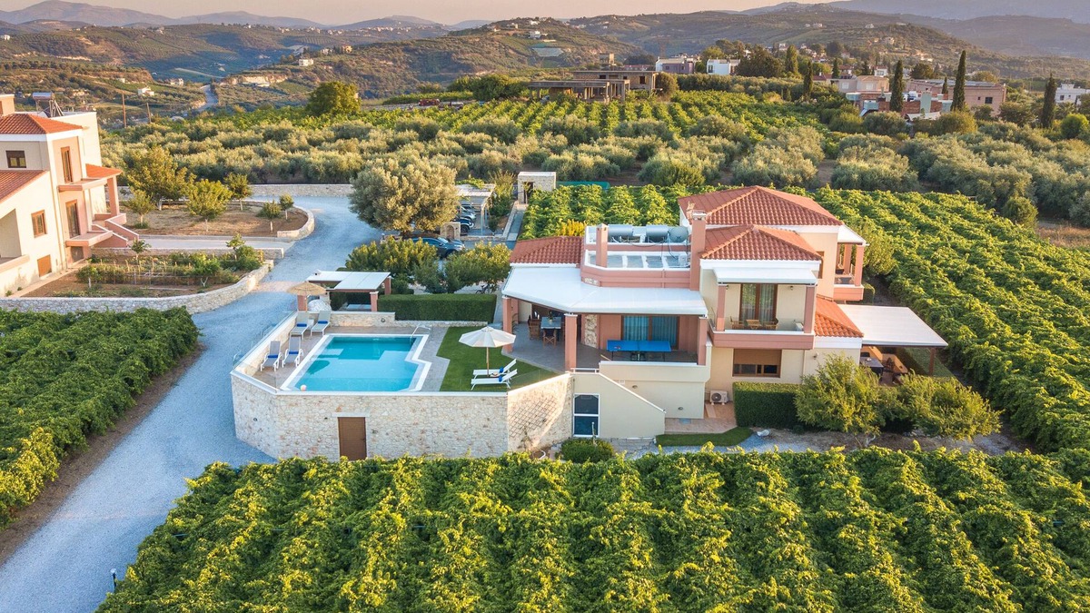 Ano Kalesia Villa | Cretan Vineyard Hill Villa 2 | Private pool, panoramic view, beautiful vineyard