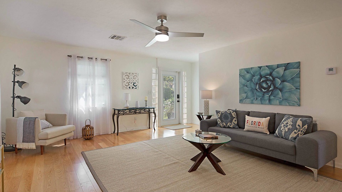 Old Northwood Historic District House | Crisp Coastal Home - Uber Popular Northwood Neighborhood of West Palm Beach