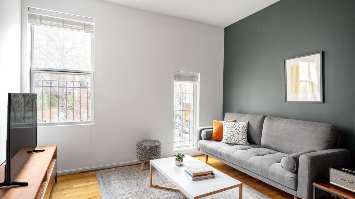 Adams Morgan Apartment | Crisp Dupont Circle 2BR nr. U Street, Metro & Glen’s Mkt, by Blueground