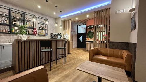Rocca di Cambio Hotel | Cristall Hotel