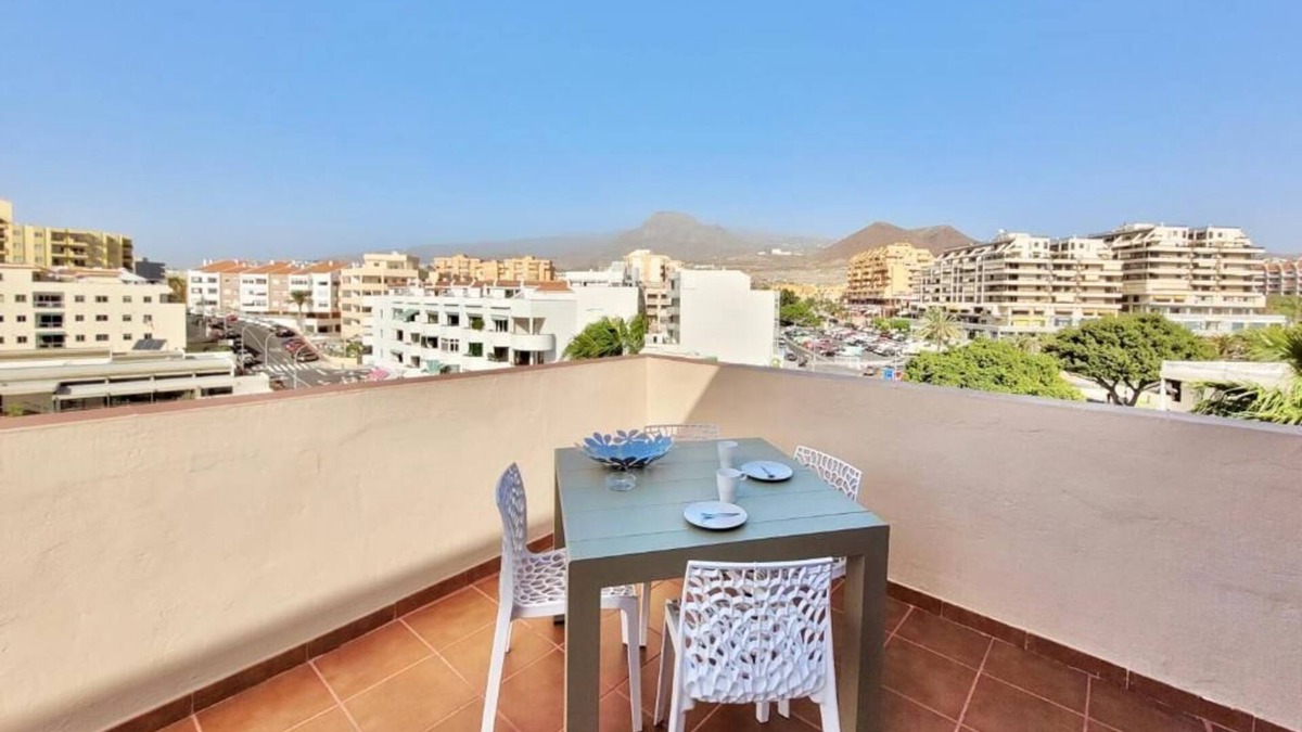 Los Cristianos Apartment | CristianPlaya Penthouse Spacious center of Christians