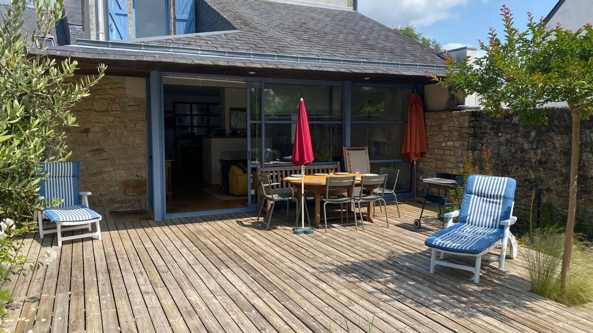 La Trinite-sur-Mer House | Croix du Sud - cosy town centre house