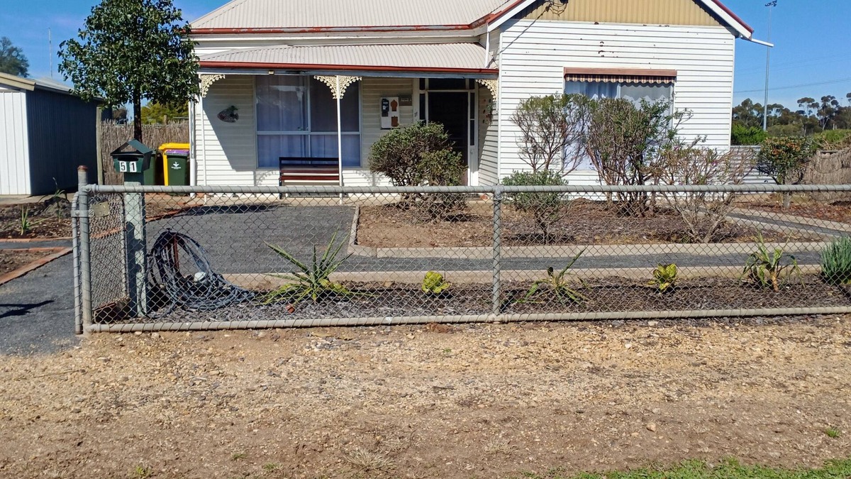 Murtoa Cottage | Crooked Cottage