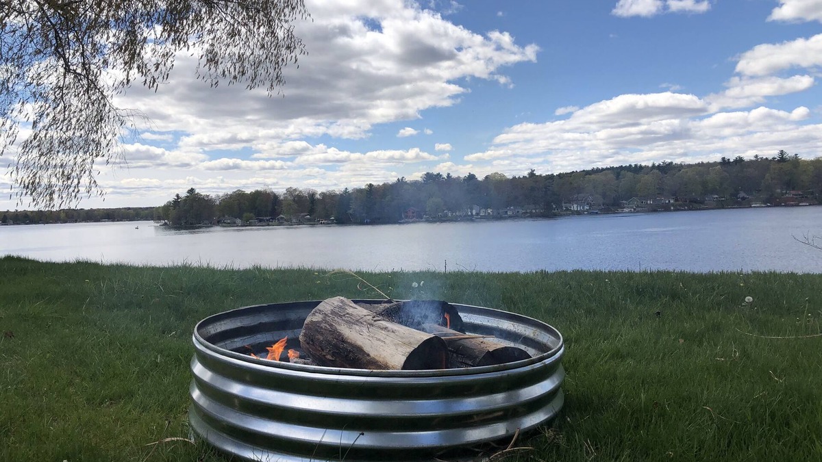 Newaygo Cottage | Croton Lake Front Cottage - Sunsets, water & a great cottage