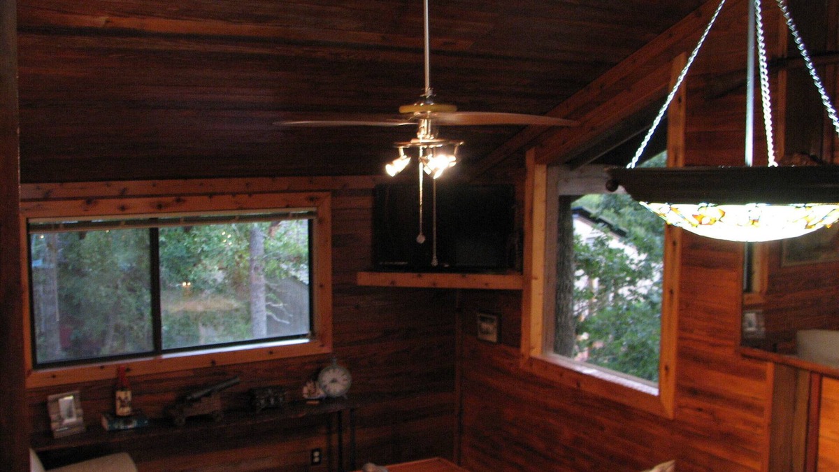 Canyon Creek Cabin | Crow's Nest Cabin on Piper Lane