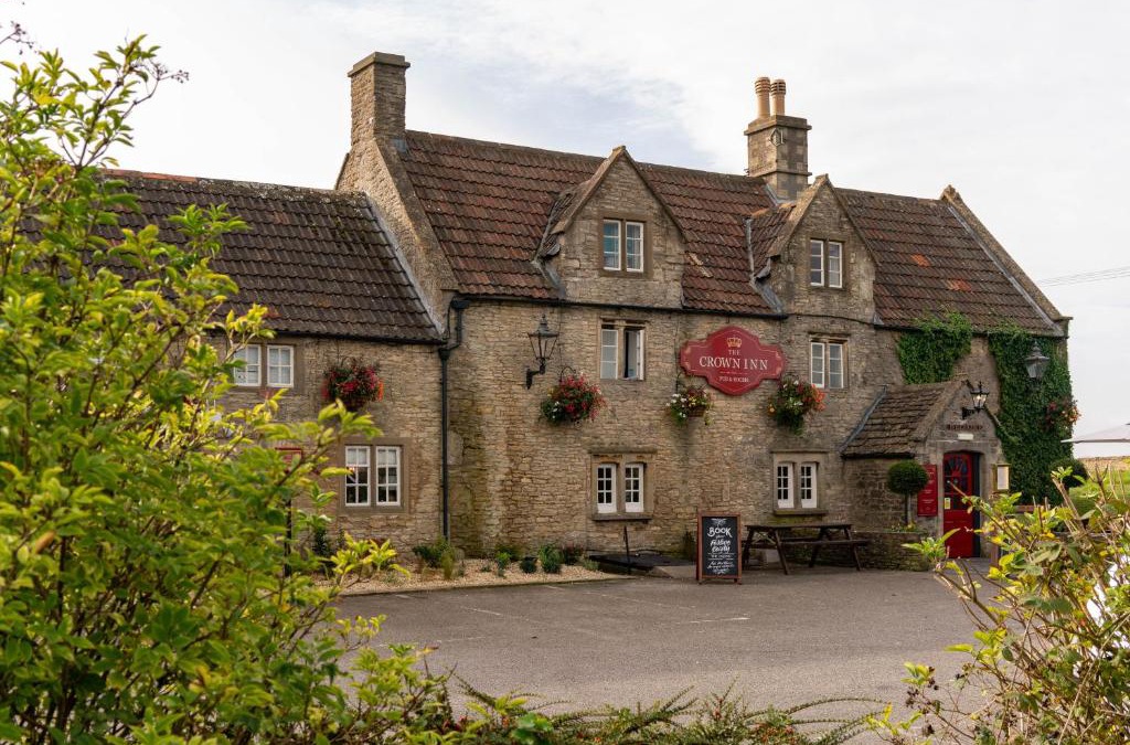 Nettleton Hotel | Crown Inn at Tolldown