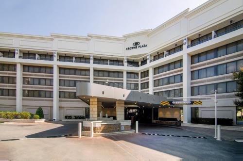 Highlands - Perkins Hotel | Crowne Plaza Executive Center Baton Rouge by IHG