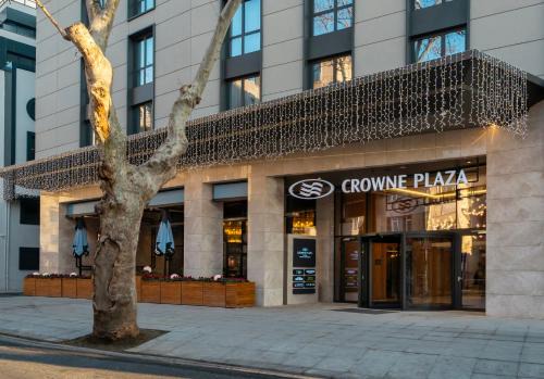 Ortakoy Hotel | Crowne Plaza Istanbul - Ortakoy Bosphorus by IHG