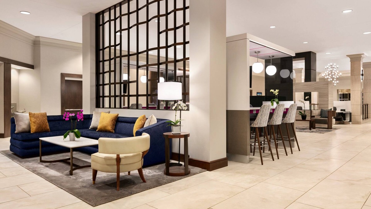 King of Prussia Hotel | Crowne Plaza: Philadelphia - King of Prussia by IHG