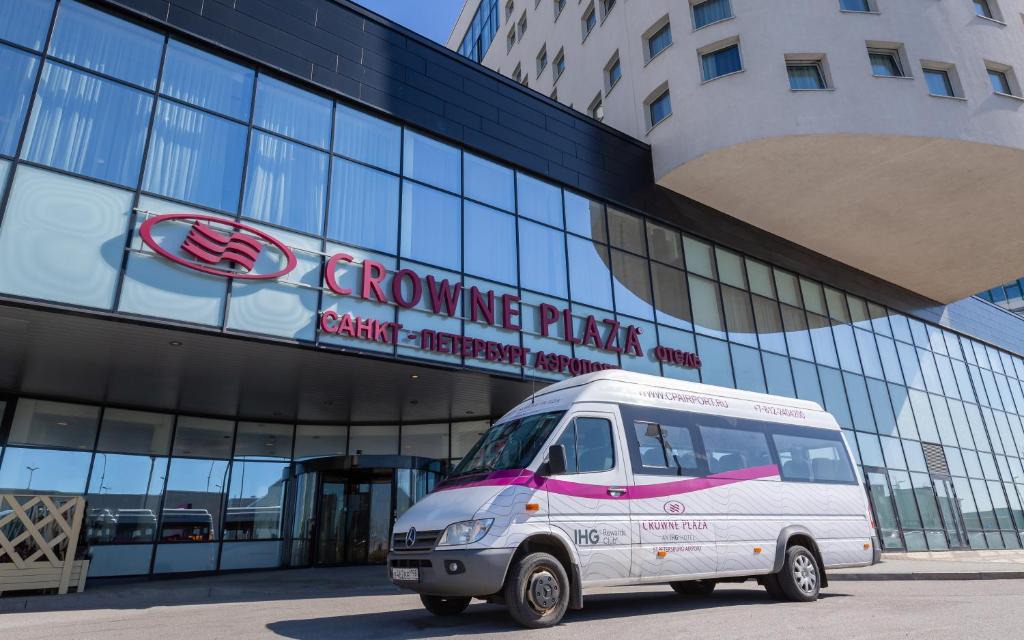 Pulkovskiy Meridian Hotel | Crowne Plaza St.Petersburg Airport, an IHG Hotel