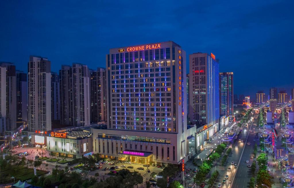 Fangcheng Hotel | Crowne Plaza Xiangyang by IHG