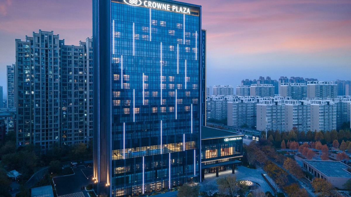 Zhongyuan District Hotel | Crowne Plaza Zhengzhou High Tech Zone by IHG