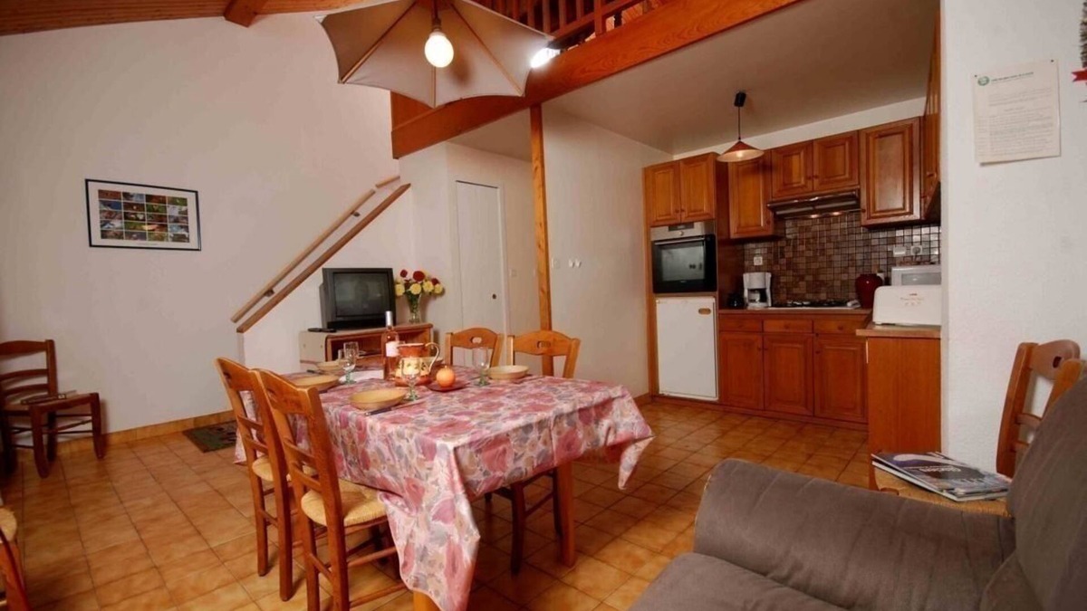 Les Allues House | CRUCÉ HOUSE 1ST FLOOR
