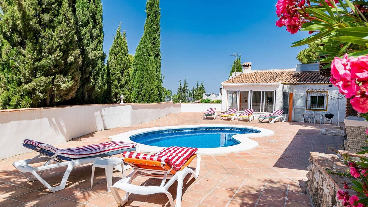 Competa Villa | Cruz del Monte: One-Level Villa with Private Pool and 3 bedrooms in Costa del Sol.