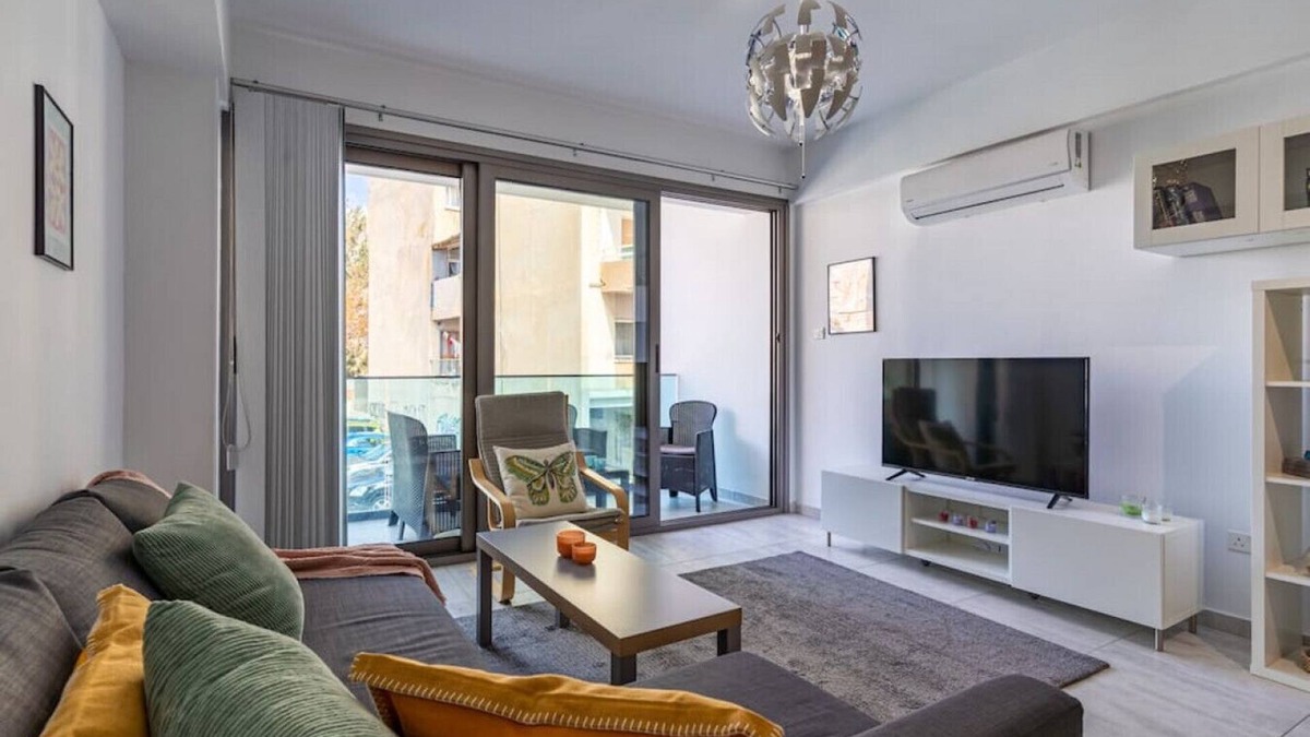 Larnaca City Centre Apartment | Crystal 2-Bedroom Apartment in Larnaca