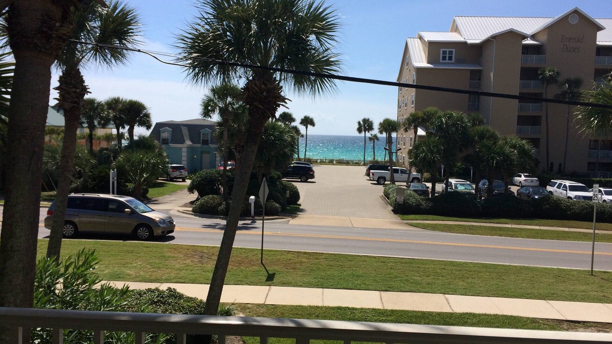 Crystal Beach Condo | Crystal Beach - Ocean View - Steps From Beach - 2nd Floor End Unit