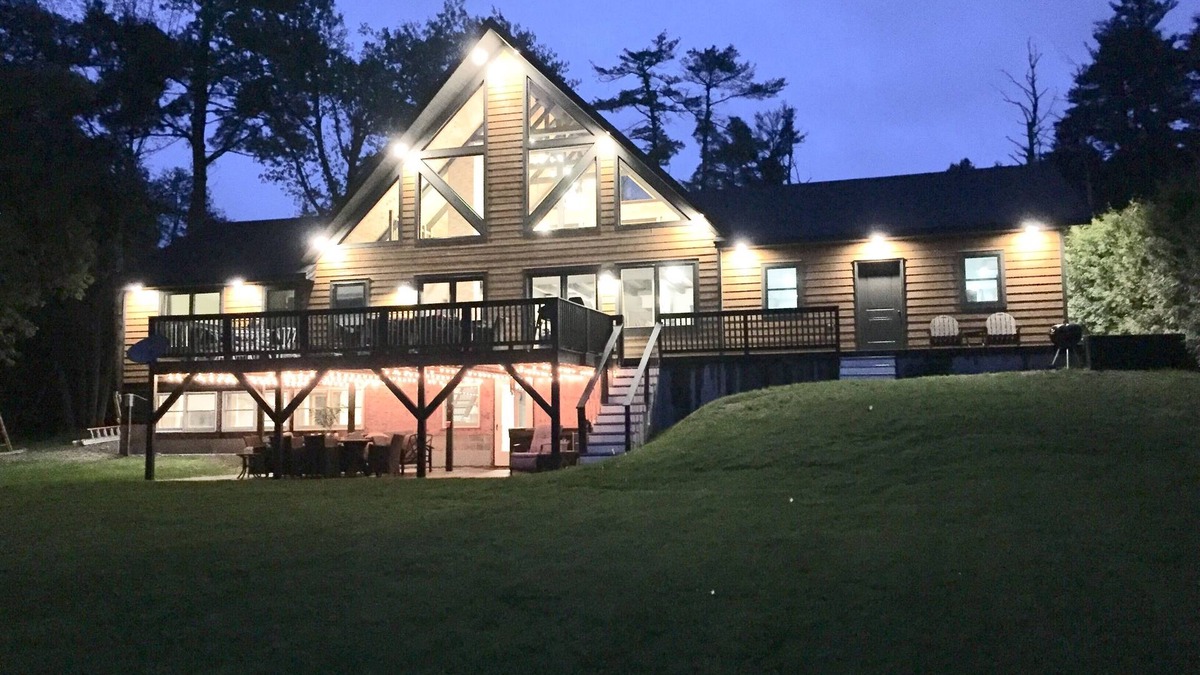 Willsboro Cottage | Crystal Clear Lake Water with Spectacular Sandy Beach and Million Dollar Sunsets